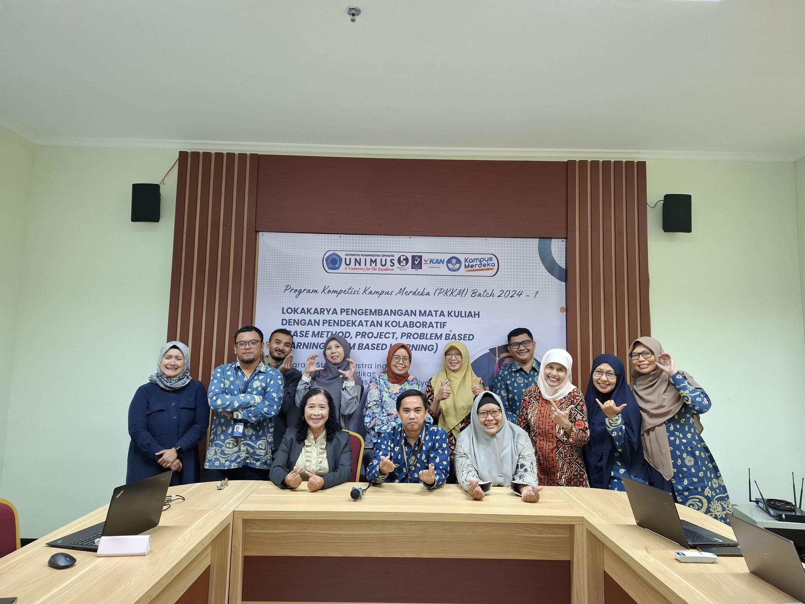Read more about the article Lokakarya Pengembangan Mata Kuliah Pendekatan Kolaboratif